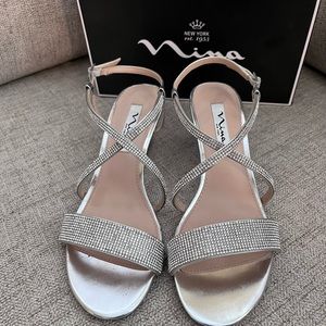Nina Dress Sandals, Silver Metallic, 8.5M. Worn once. A few minor dings.